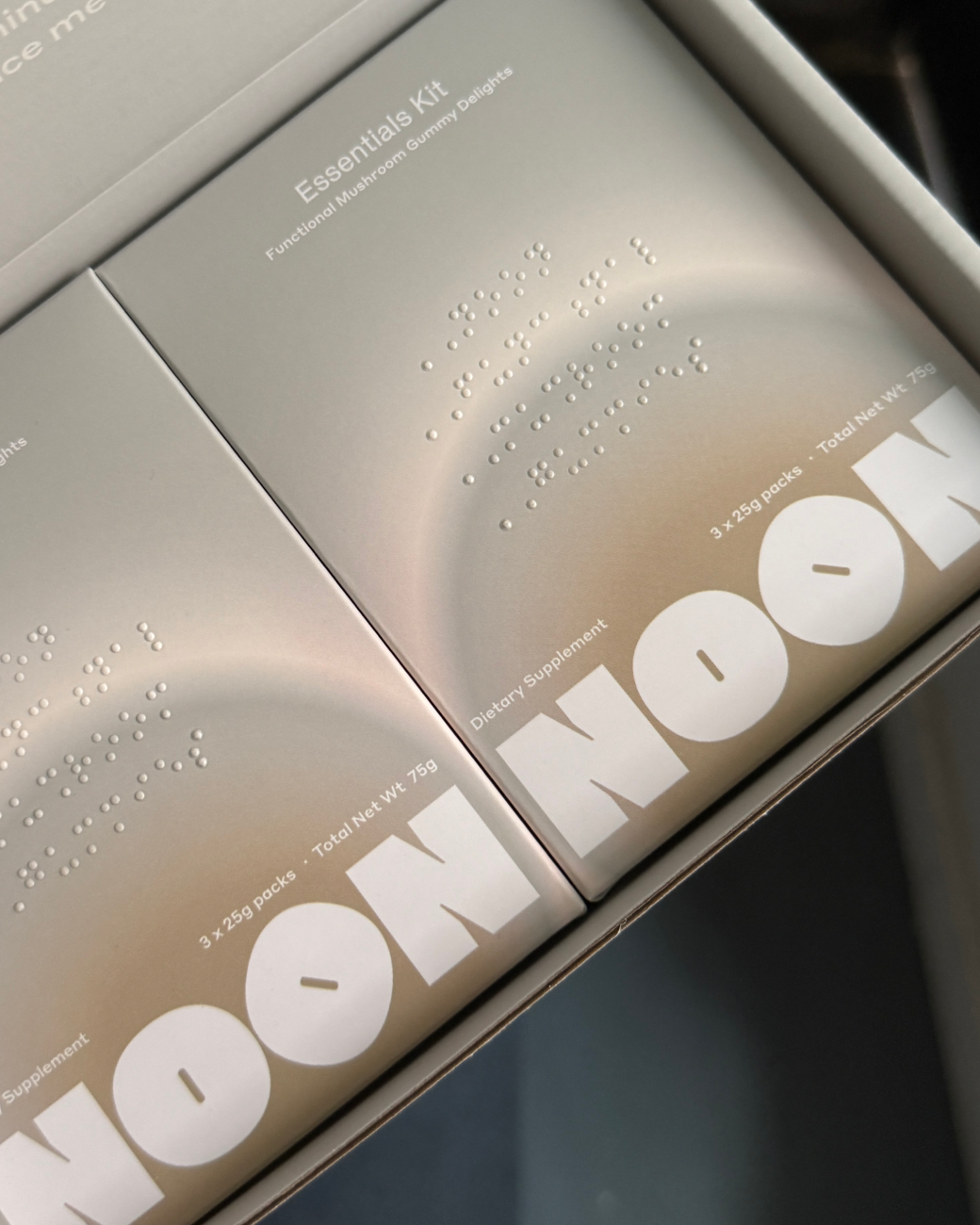 NOON WORLD - The Essentials Kit